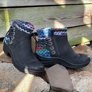 Bionics Reign Booties 8 1/2